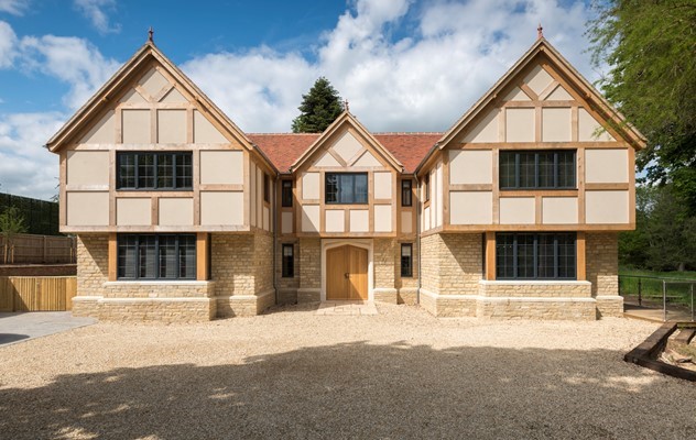 Beautiful Oxfordshire Family Home benefitting from Origin's thin sightlines